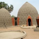 Cameroon-traditional-home-building